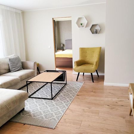 Karjamaa Apartment - Garden, Free Parking, Air Conditioning Parnu Luaran gambar