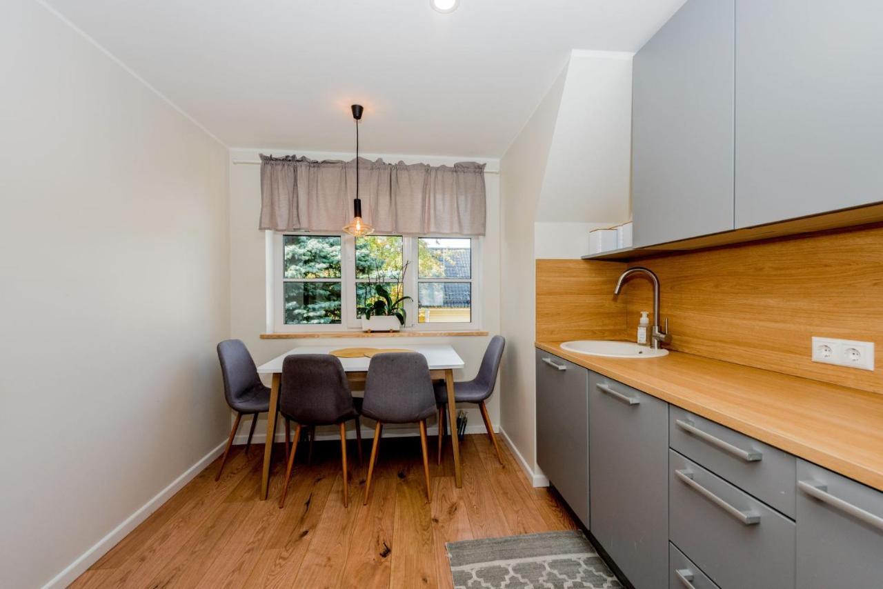 Karjamaa Apartment - Garden, Free Parking, Air Conditioning Parnu Luaran gambar